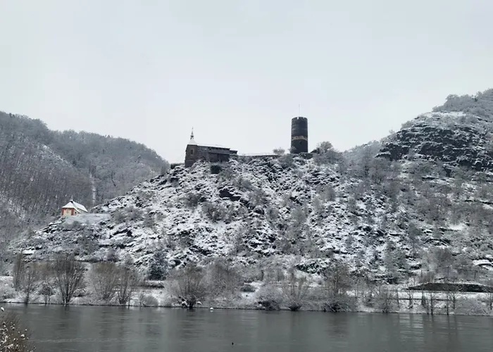 Burgener Burgblick Apartamento Burgen (Mayen-Koblenz)